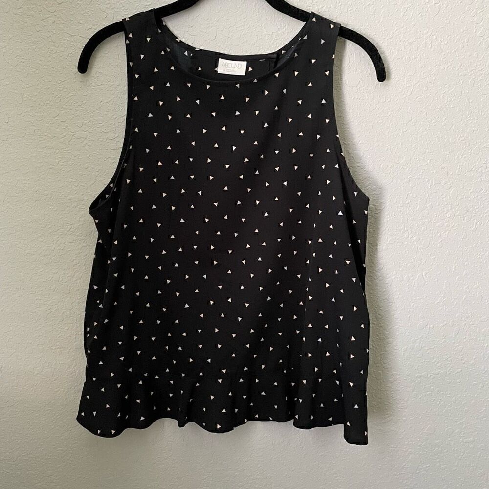 Abound Sleeveless Blouse with Button Open Back Size Medium